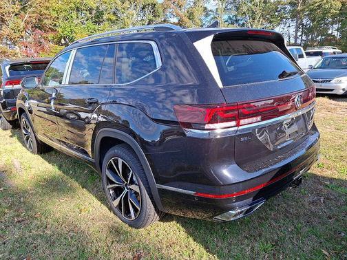 2026 Volkswagen Atlas 2.0T SEL Premium R-Line 4MOTION
