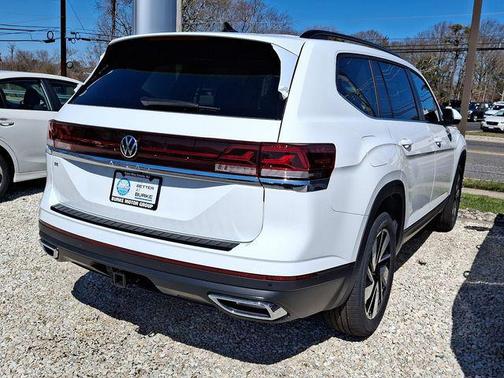 2025 Volkswagen Atlas 2.0T SE w/Technology