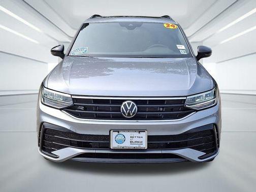 2024 Volkswagen Tiguan 2.0T SE R-Line Black 4MOTION