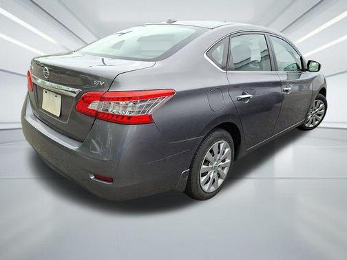 Gun Metallic 2015 Nissan Sentra SV
