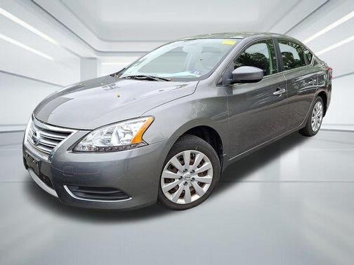 Gun Metallic 2015 Nissan Sentra SV