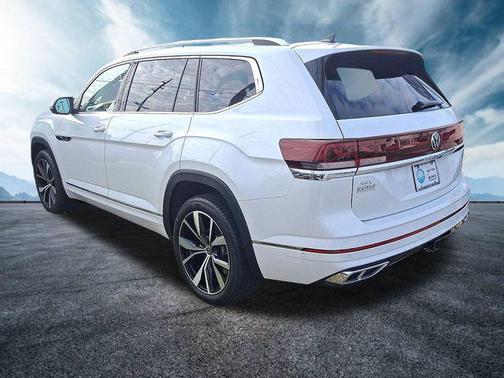 opal white pearl 2026 Volkswagen Atlas 2.0T SEL Premium R-Line 4MOTION
