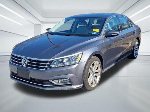 2018 Volkswagen Passat 2.0T SE