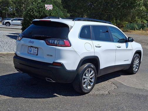 2022 Jeep Cherokee Latitude Lux