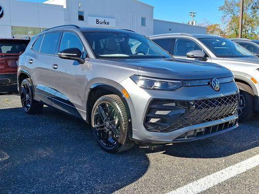 2025 Volkswagen Tiguan 2.0T SE R-Line Black 4MOTION