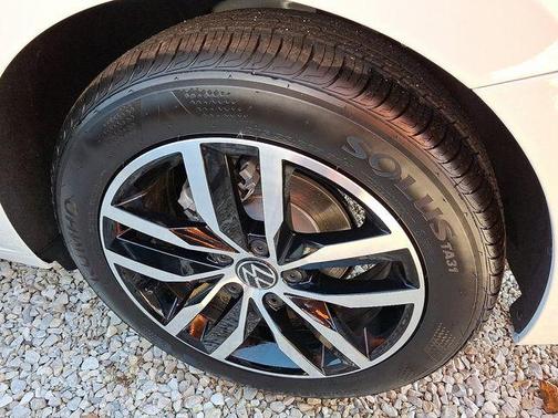 2026 Volkswagen Jetta 1.4T SE