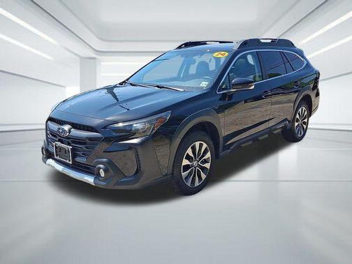 Crystal Black Silica 2024 Subaru Outback Limited