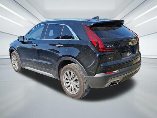 2022 Cadillac XT4 Premium Luxury