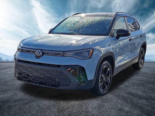 2026 Volkswagen Taos SE Black