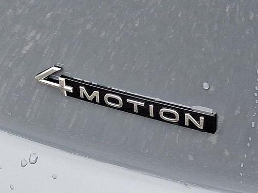 2026 Volkswagen Atlas Cross Sport 2.0T SEL Premium