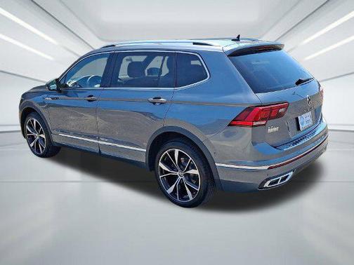 Silver 2022 Volkswagen Tiguan 2.0T SEL R-Line 4MOTION