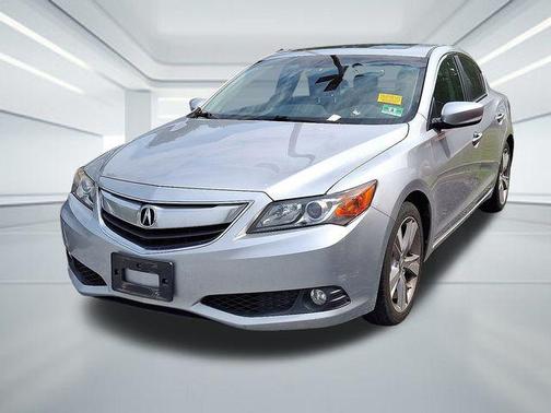 2014 Acura ILX 2.0L Technology