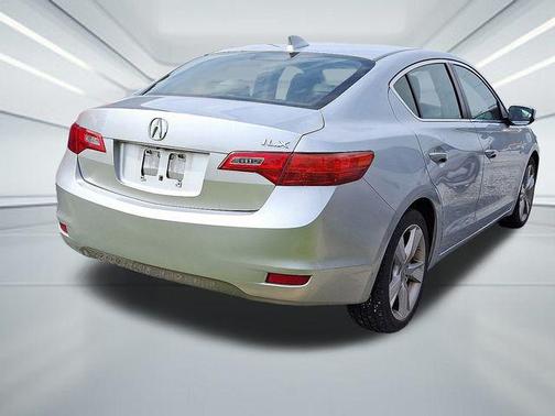 2014 Acura ILX 2.0L Technology