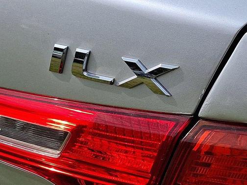 2014 Acura ILX 2.0L Technology