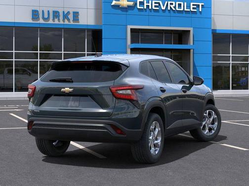 2025 Chevrolet Trax LS