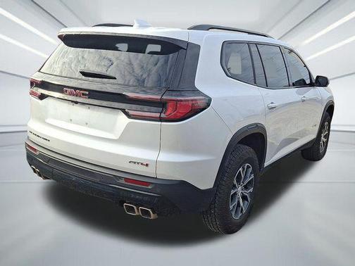 2024 GMC Acadia AWD AT4