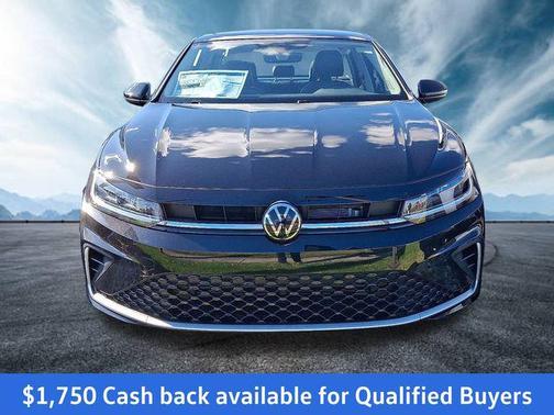 Deep Black Pearl 2026 Volkswagen Jetta 1.4T SE