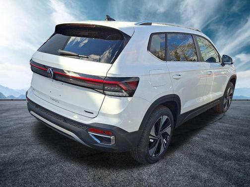 2026 Volkswagen Taos SE