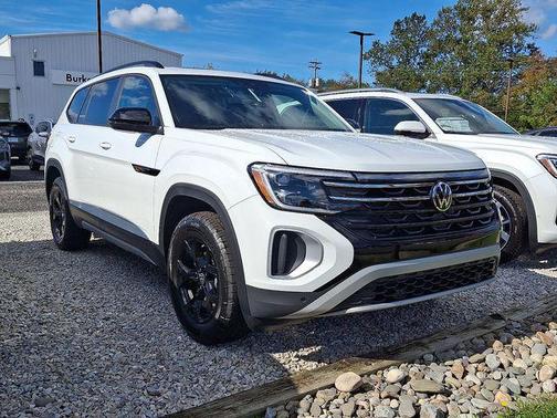 2025 Volkswagen Atlas 2.0T Peak Edition