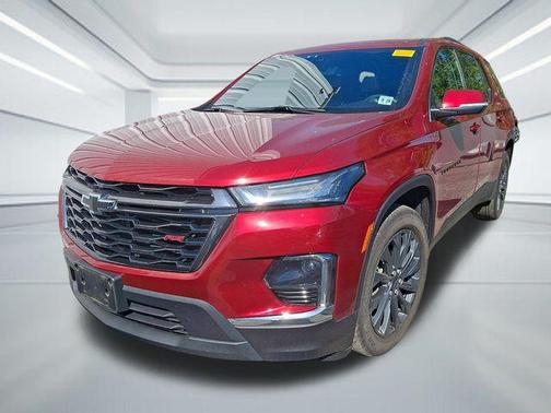 Radiant Red Tintcoat 2023 Chevrolet Traverse RS