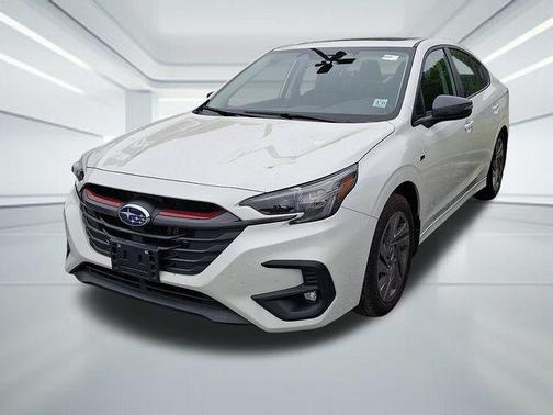 Crystal White Pearl 2025 Subaru Legacy Sport