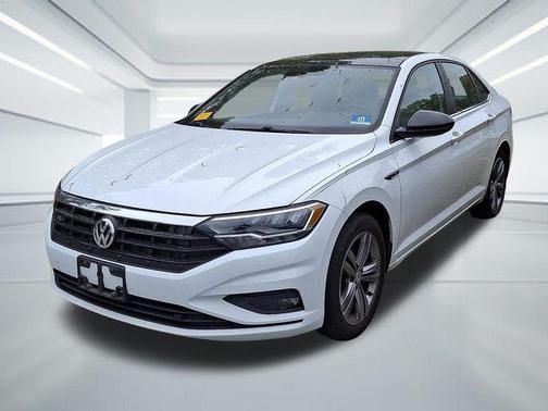 Pure White 2019 Volkswagen Jetta 1.4T R-Line