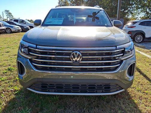 2026 Volkswagen Atlas 2.0T SE w/Technology 4MOTION