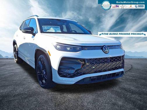 2026 Volkswagen Tiguan 2.0T SE R-Line Black