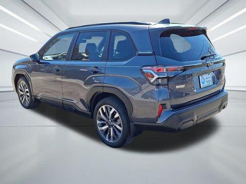 Magnetite Gray Metallic 2025 Subaru Forester Touring