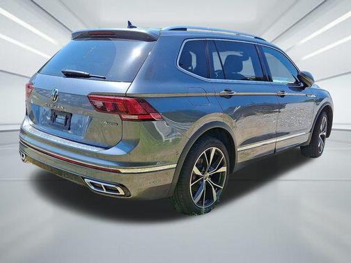 2022 Volkswagen Tiguan 2.0T SEL R-Line 4MOTION