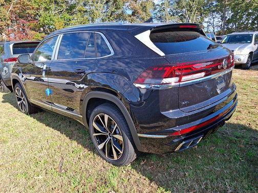2026 Volkswagen Atlas Cross Sport 2.0T SEL Premium
