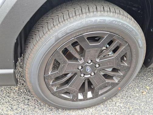 Ice Silver Metallic 2026 Subaru Outback Limited XT