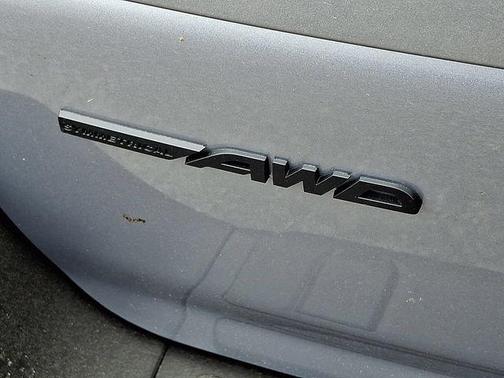 Ice Silver Metallic 2026 Subaru Outback Limited XT
