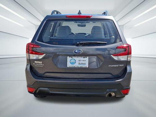 2023 Subaru Forester Base