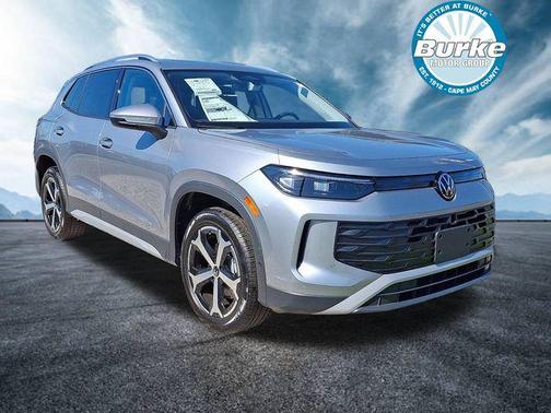 pyrite silver metallic 2026 Volkswagen Tiguan 2.0T SE 4MOTION