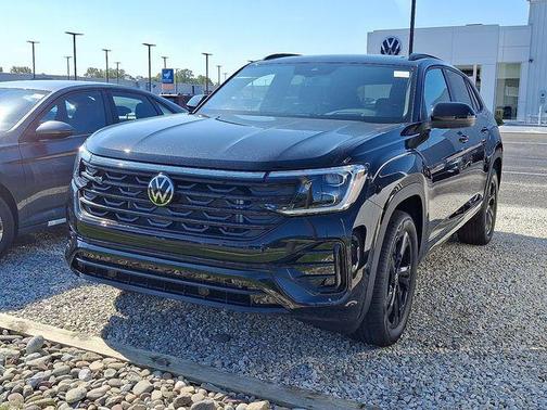 2026 Volkswagen Atlas Cross Sport 2.0T SEL