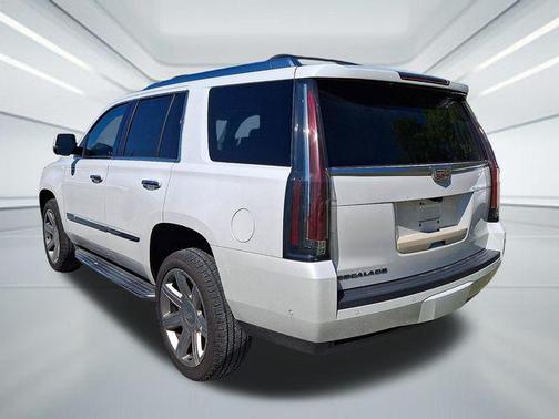 Crystal White Tricoat 2019 Cadillac Escalade Luxury