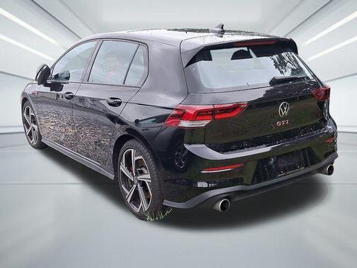 2024 Volkswagen Golf GTI 2.0T SE DSG