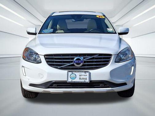 2015 Volvo XC60 T6 Platinum