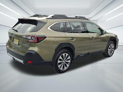 2023 Subaru Outback Touring XT