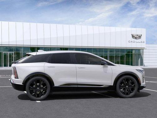 2025 Cadillac OPTIQ Luxury