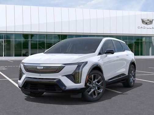 Vibrant White Tricoat 2026 Cadillac OPTIQ Luxury