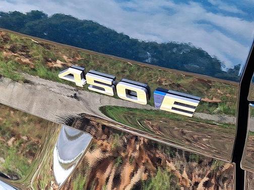 2025 Cadillac LYRIQ Luxury