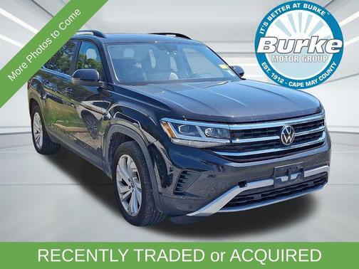 Deep Black Pearl 2023 Volkswagen Atlas 3.6L SE w/Technology