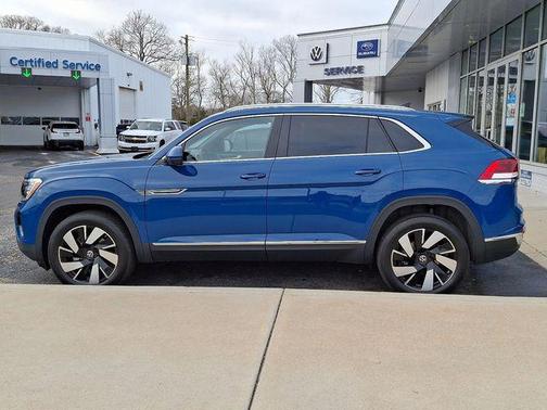 2025 Volkswagen Atlas Cross Sport 2.0T SEL