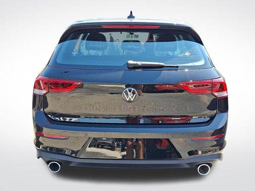 2025 Volkswagen Golf GTI 2.0T SE DSG