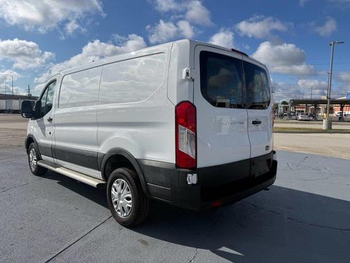 2024 Ford Transit-250 Base