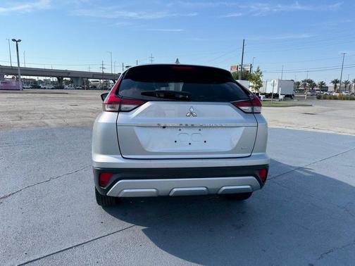 2024 Mitsubishi Eclipse Cross SE