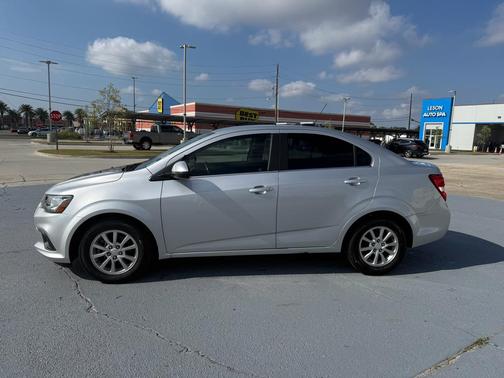 2020 Chevrolet Sonic LT