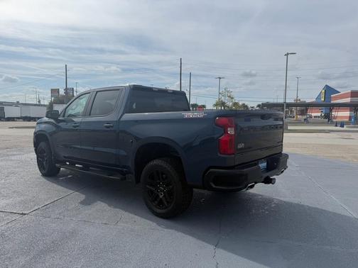 2022 Chevrolet Silverado 1500 Custom Trail Boss